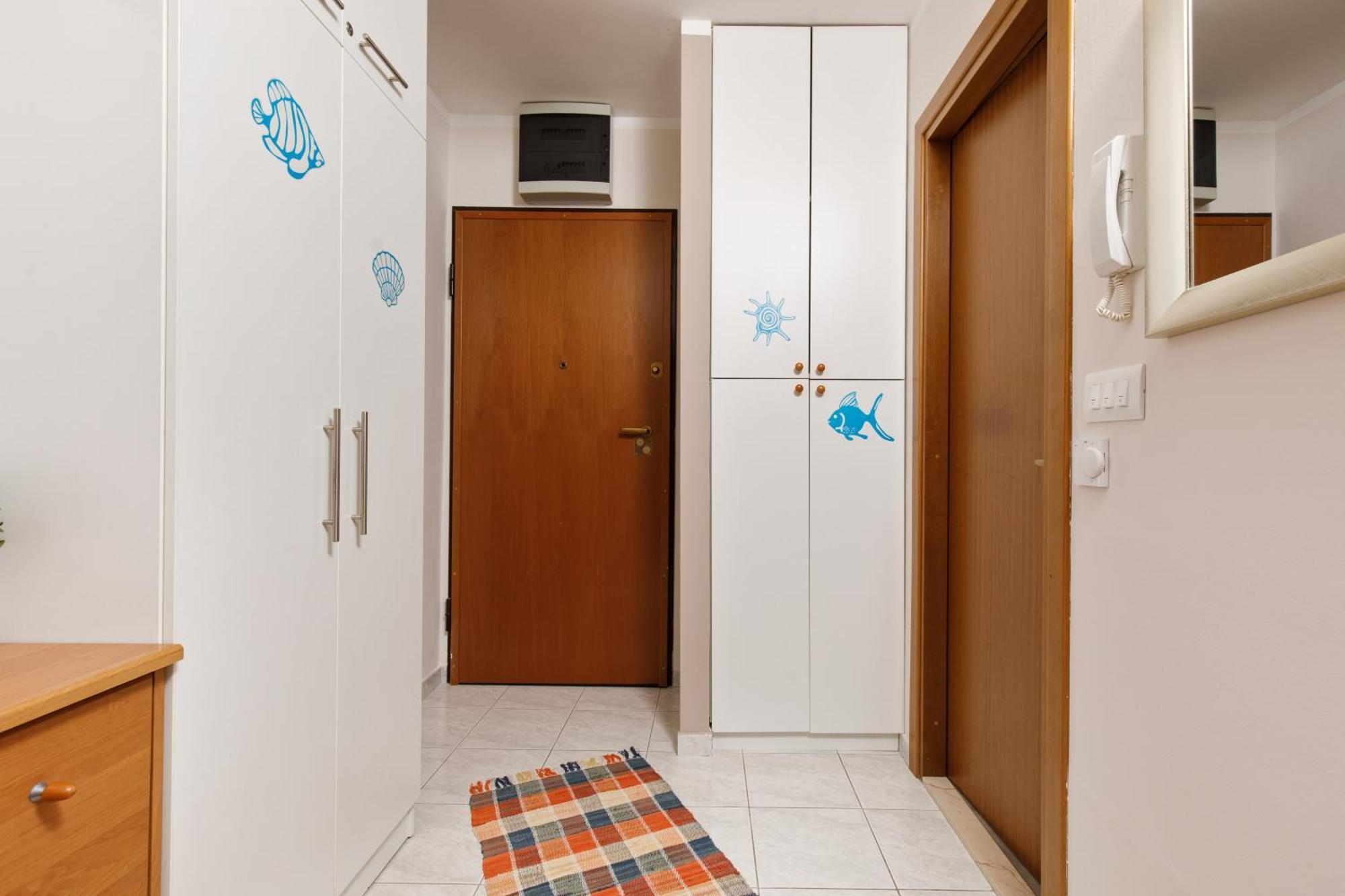 Apartment By Me *